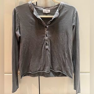 Bella Dahl Henley-S Grey